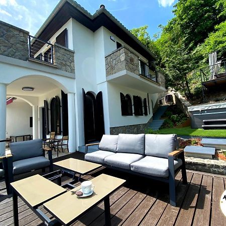 Arttrend Luxury Villa Tihany Bagian luar foto