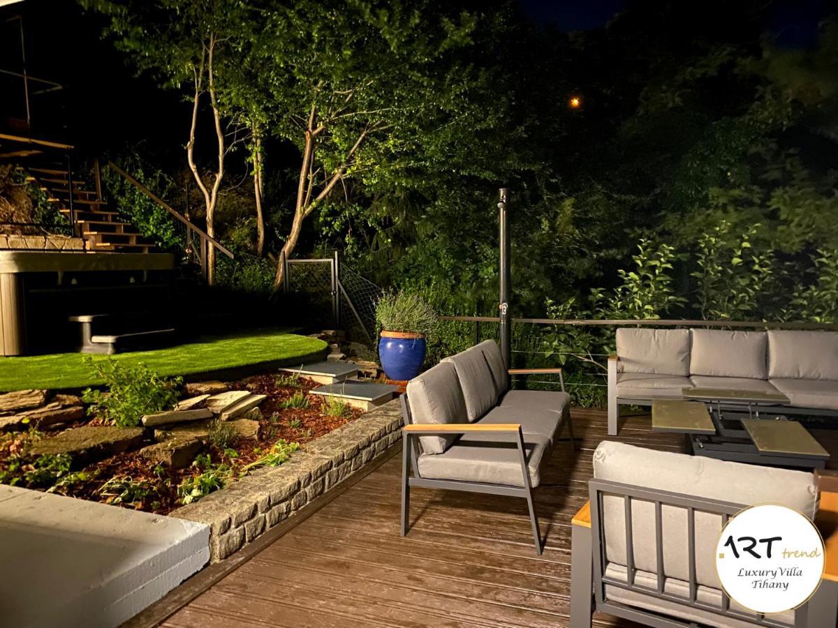 Arttrend Luxury Villa Tihany Bagian luar foto