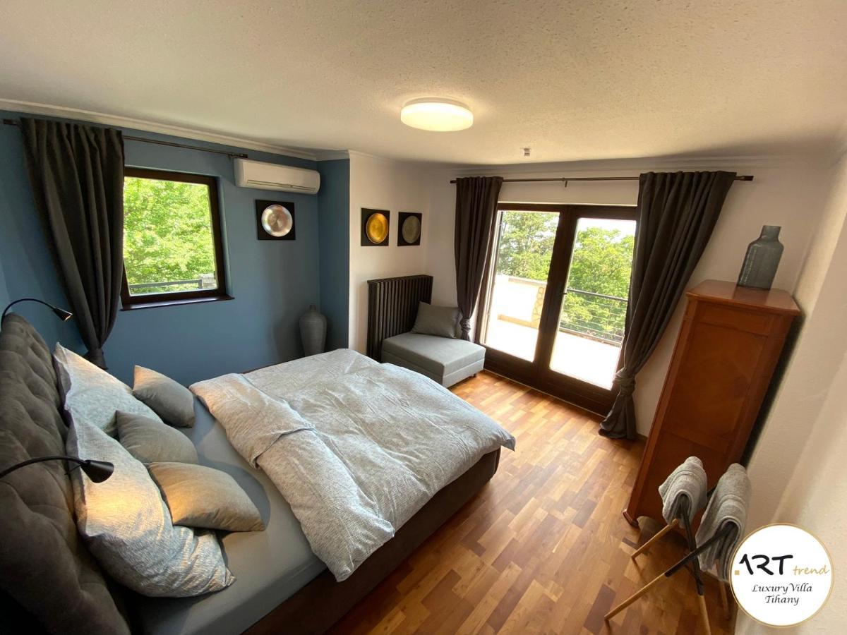 Arttrend Luxury Villa Tihany Bagian luar foto