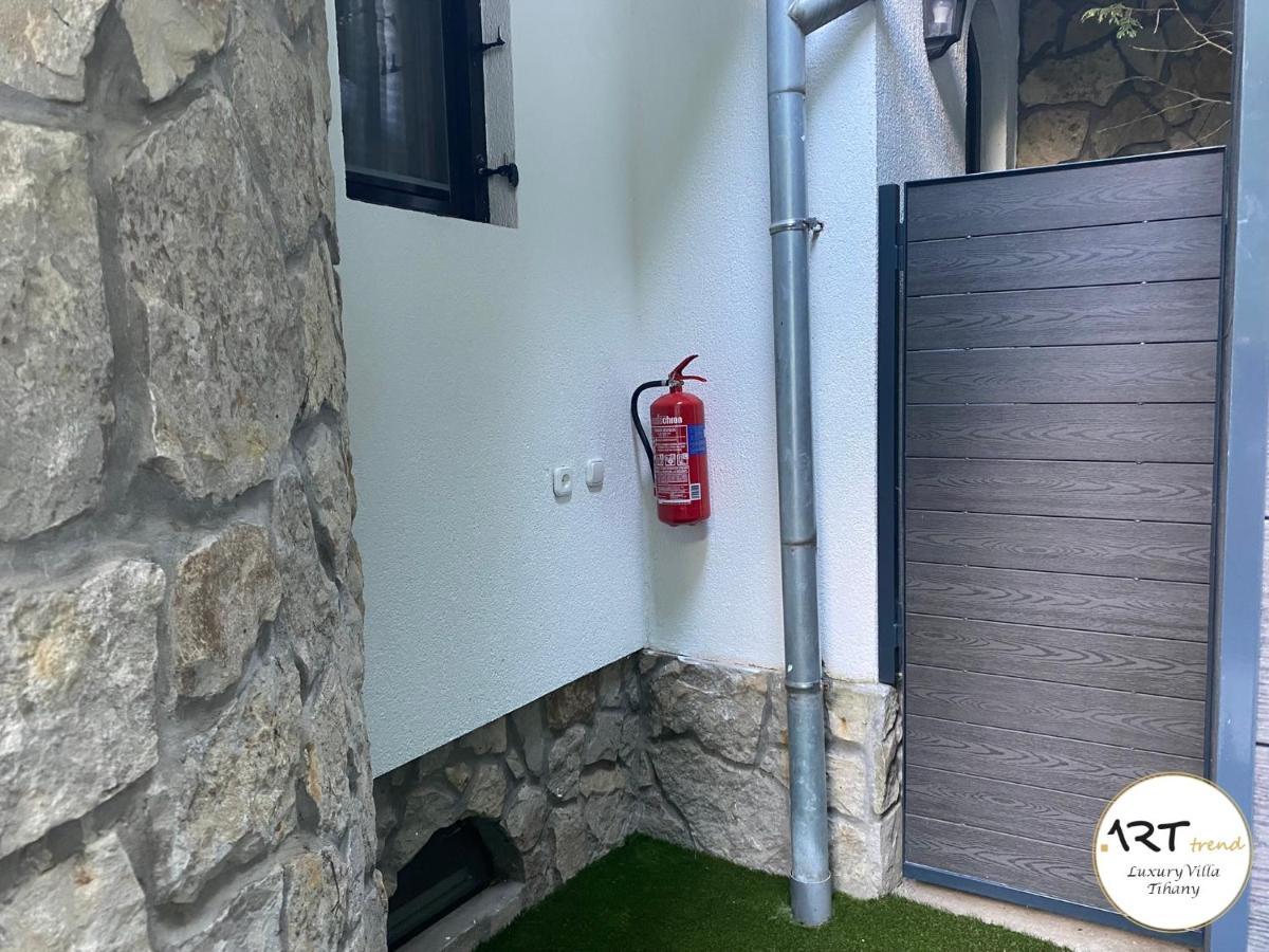 Arttrend Luxury Villa Tihany Bagian luar foto